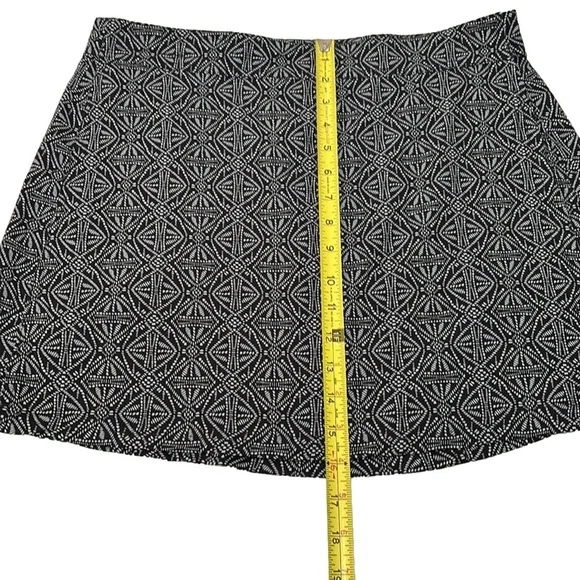 Rip Skirt Hawaii, Size M, Black Pearl Batik - Picture 7 of 8